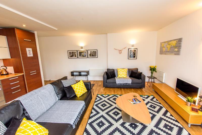 Approved Serviced Apartments Skyline Manchester Ngoại thất bức ảnh
